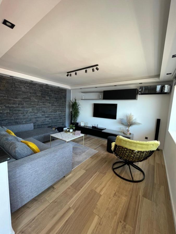 Apartment Gallery Primosten Exterior photo